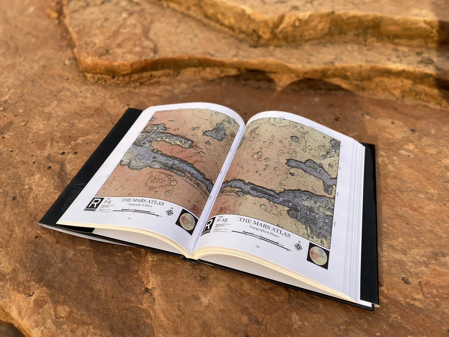 Valles Marineris: The Grand Canyon of Mars